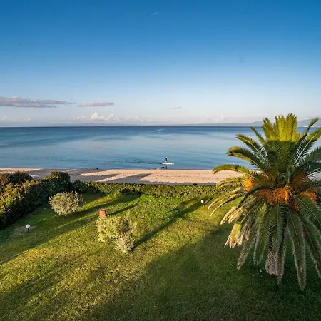 Glaros Beachfront In Chaniotis